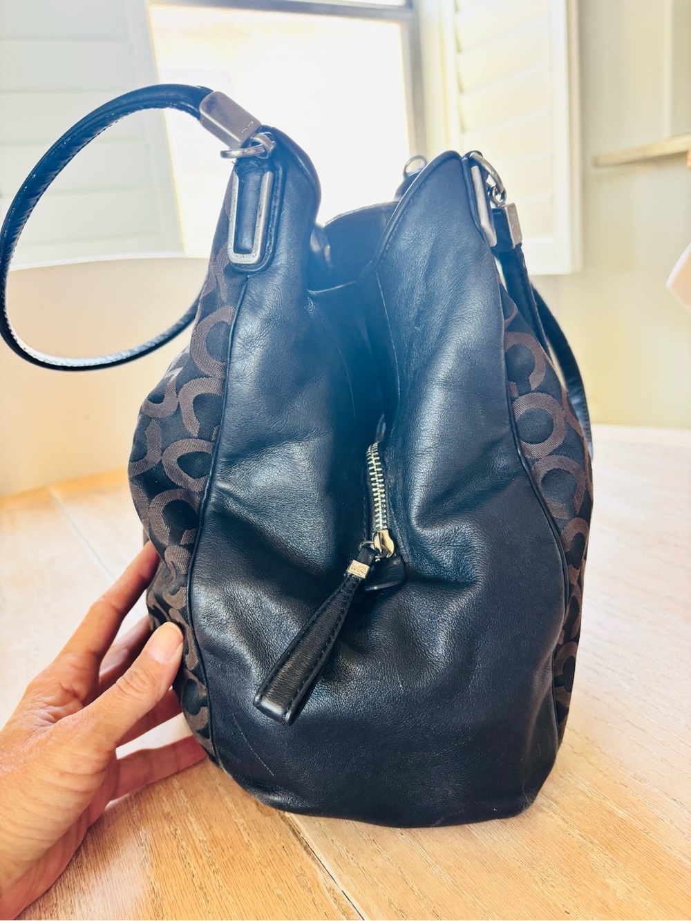 Coach Madison Black Phoebe Op Art Signature Hobo Bag EUC - Picture 13 of 16